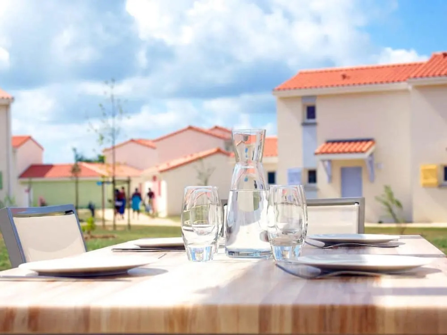 Well-kept Apartment, With Dishwasher, 7 km. From the Beach