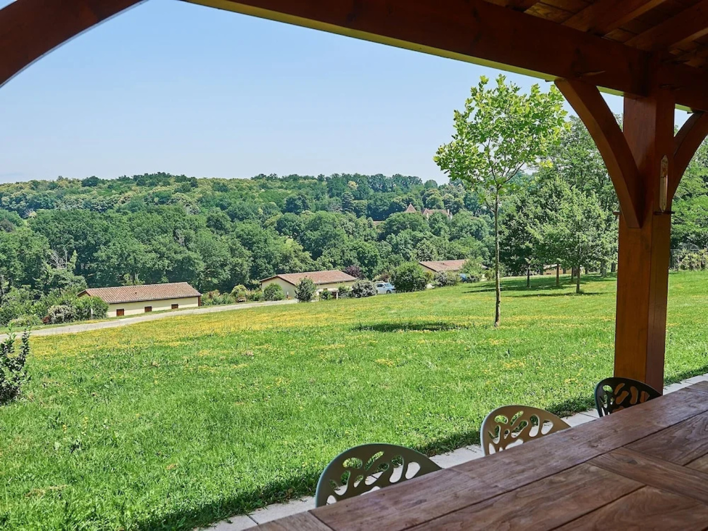Charming House With a Covered Terrace Near Gourdon