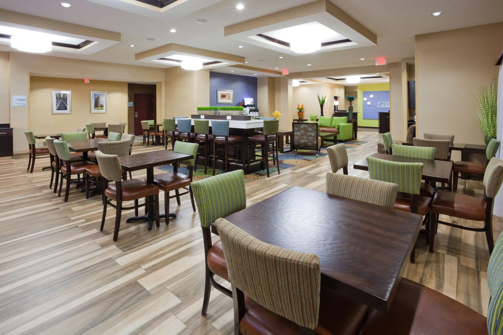 Holiday Inn Express Hotel & Suites Fort Dodge by IHG