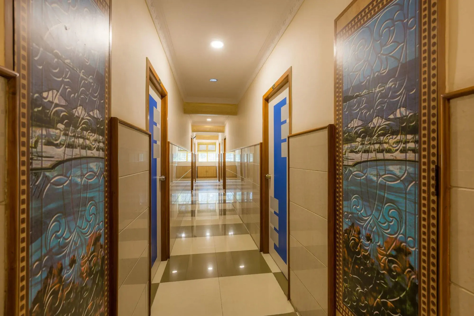 OYO 9633 Hotel Srinidhi Residency