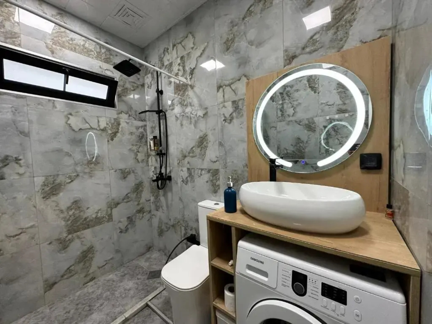 Qafqaz Suite Wood Stack