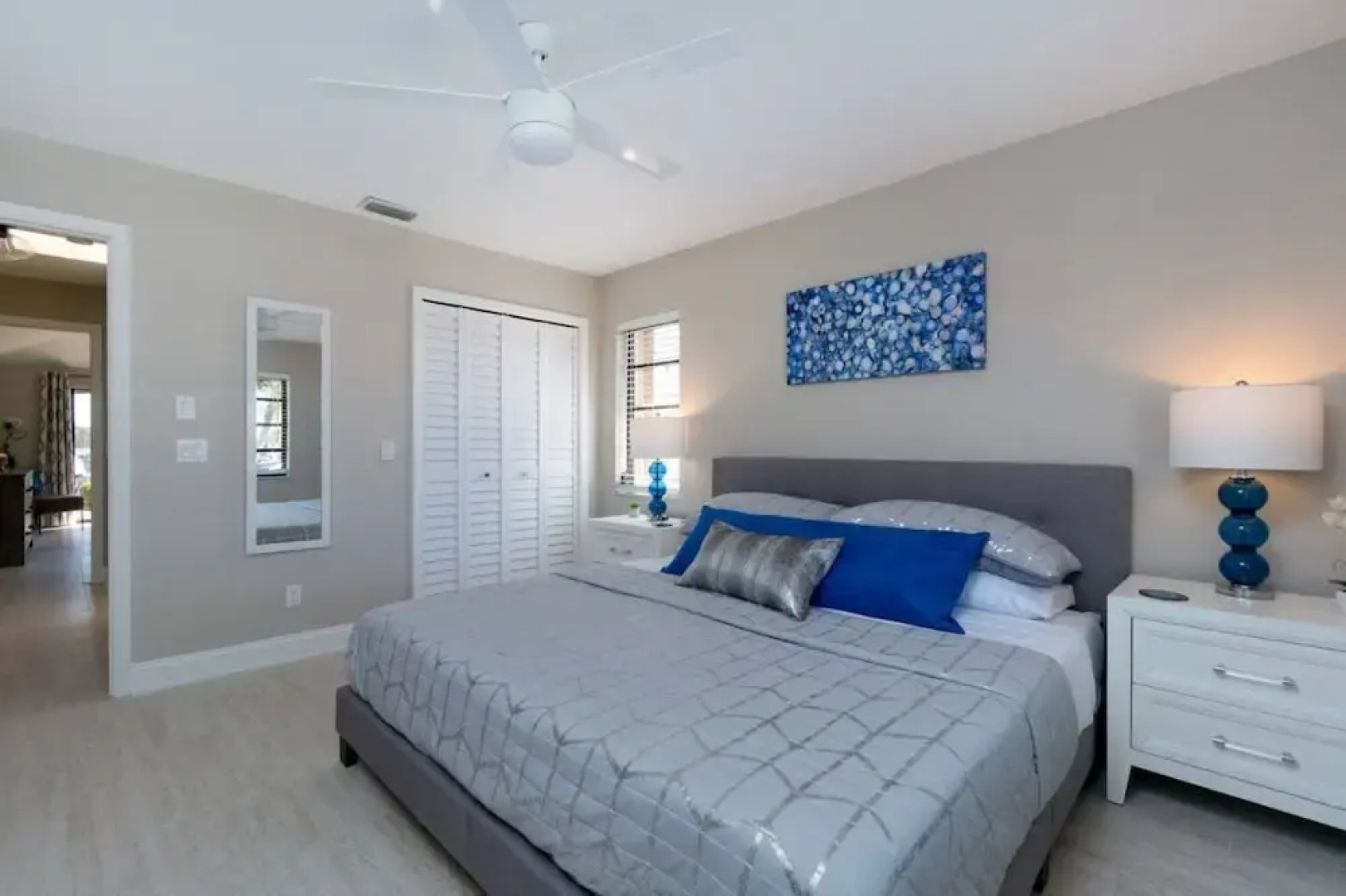 Waterfront Villa With Heated Pool Spa