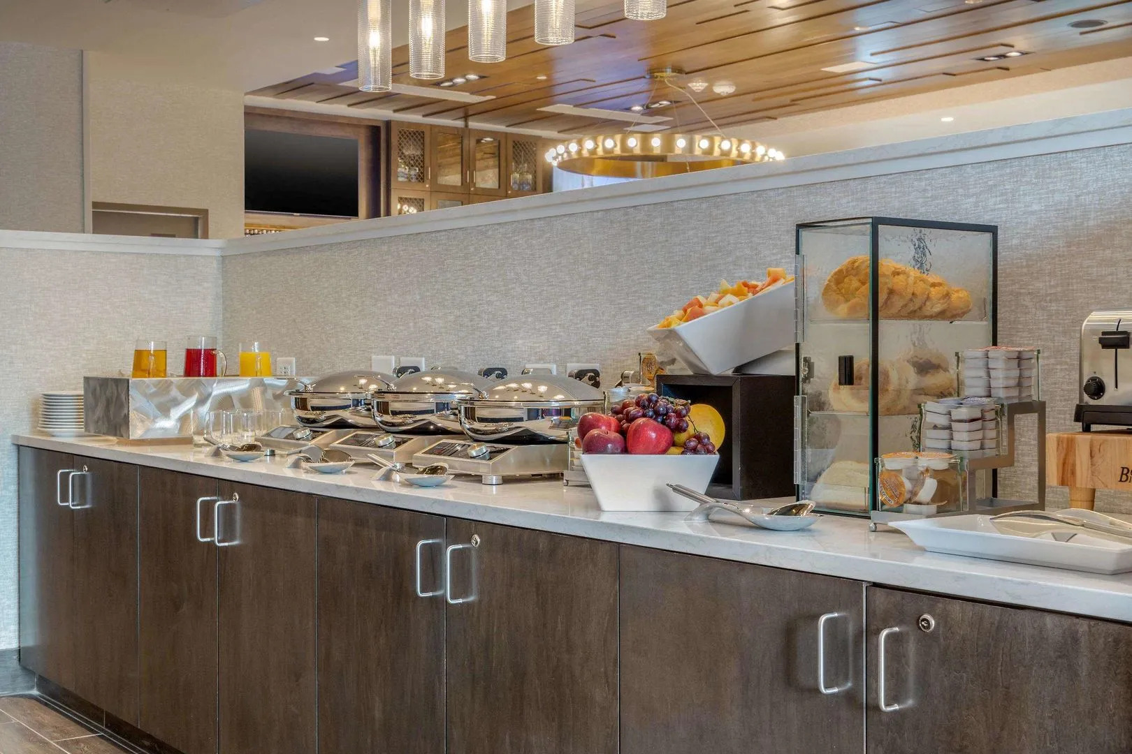 DoubleTree by Hilton Charleston Riverview