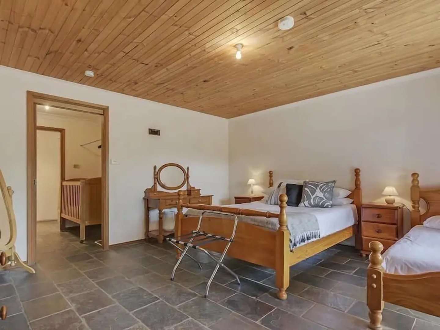Steeles Island Retreat