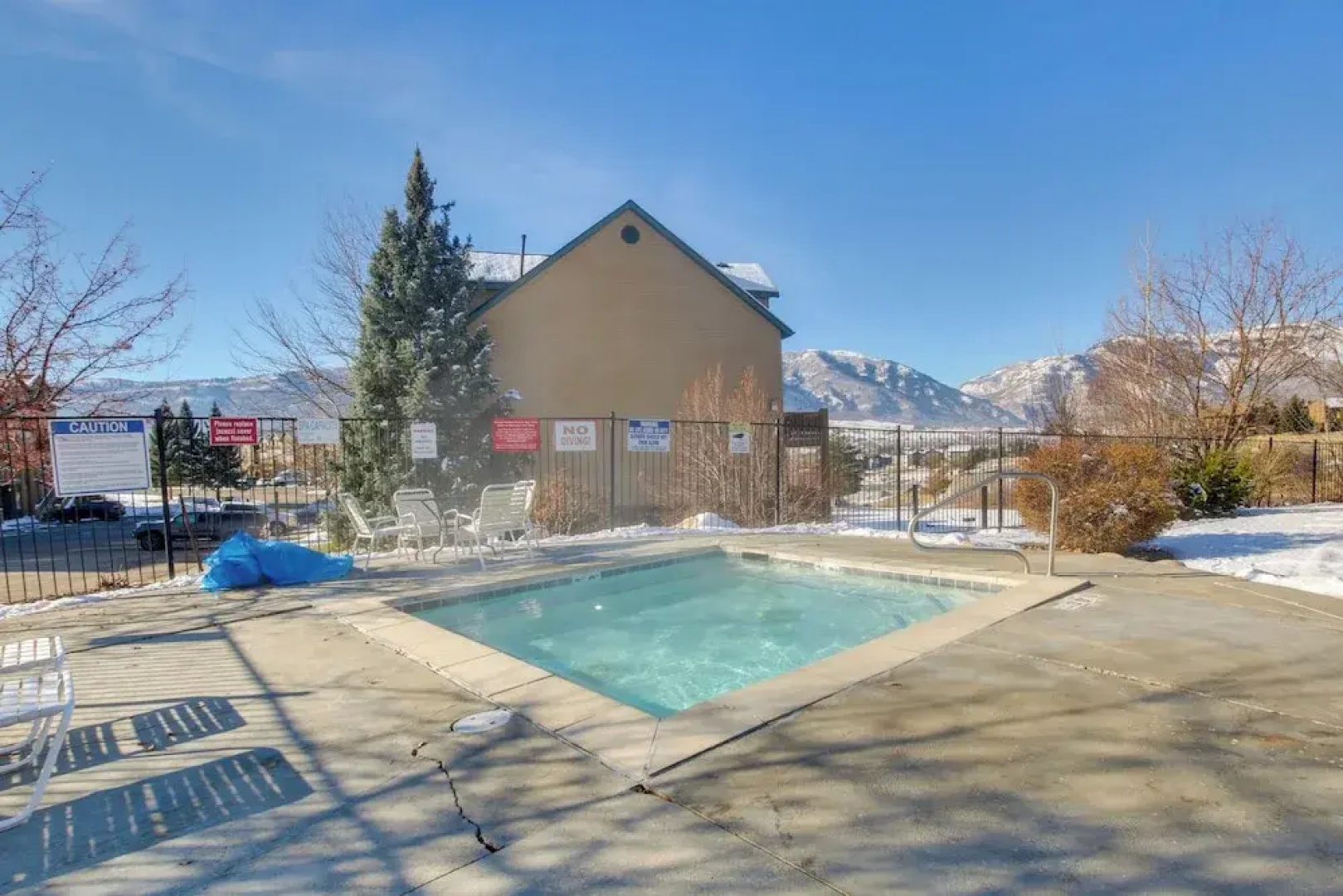 6 Mi to Powder Mtn w/ Shuttle: Cozy Eden Condo!