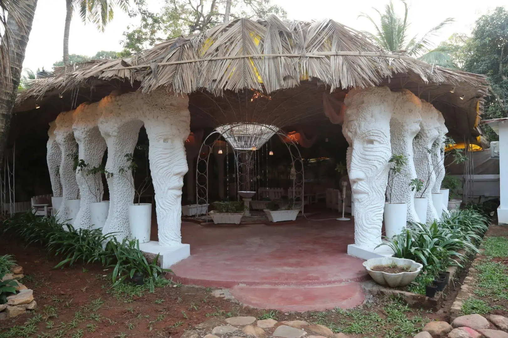 Shantie Shakthi Vagator Resort with Swimming Pool