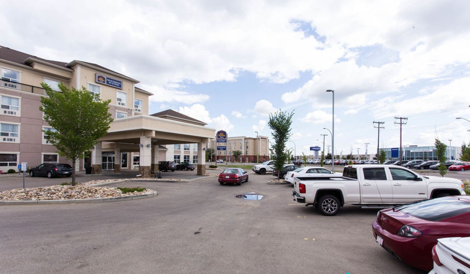Best Western Plus South Edmonton Inn & Suites