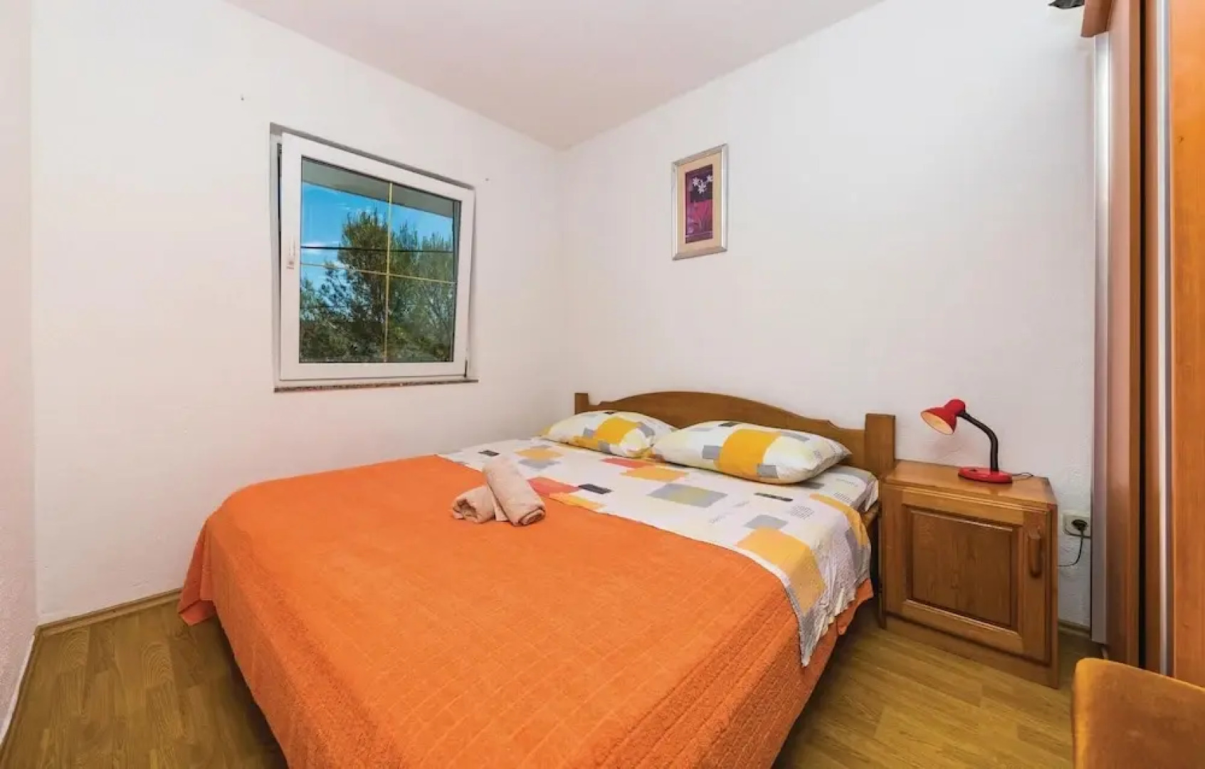 Beautiful Home in Drvenik Veliki With Wifi and 4 Bedrooms