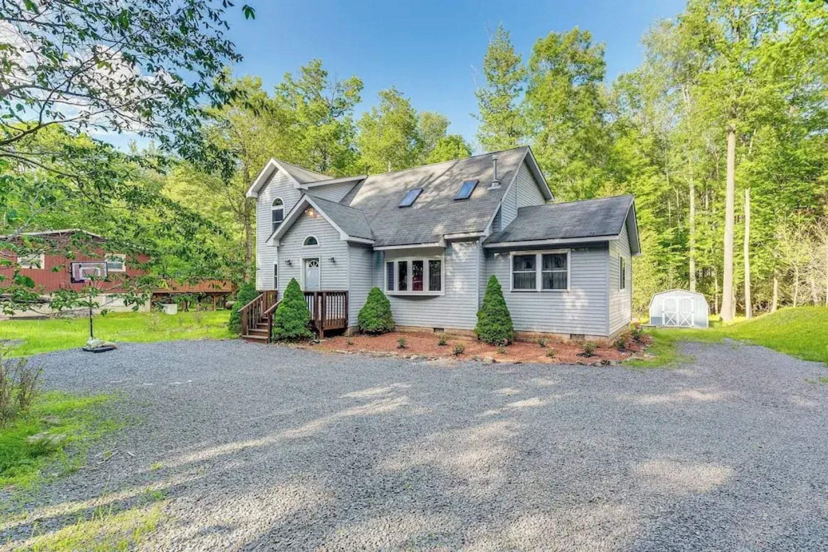 Pet-friendly Pocono Lake Oasis w/ Game Room!