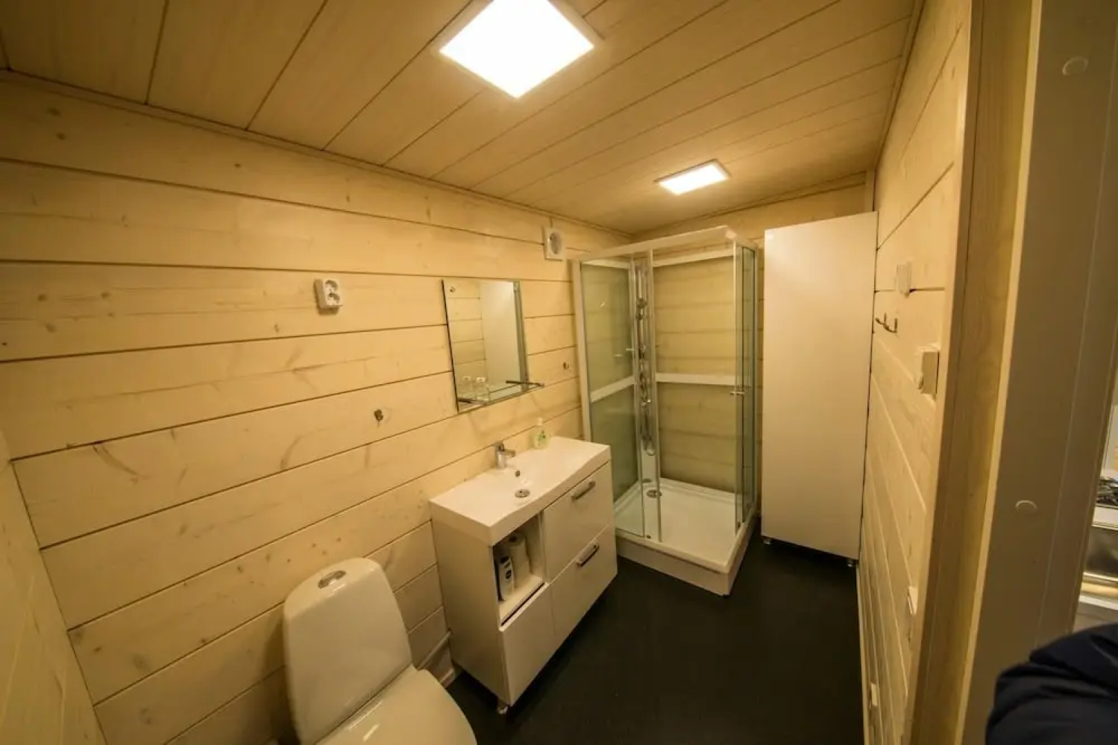 Aurora Mountain Lodge