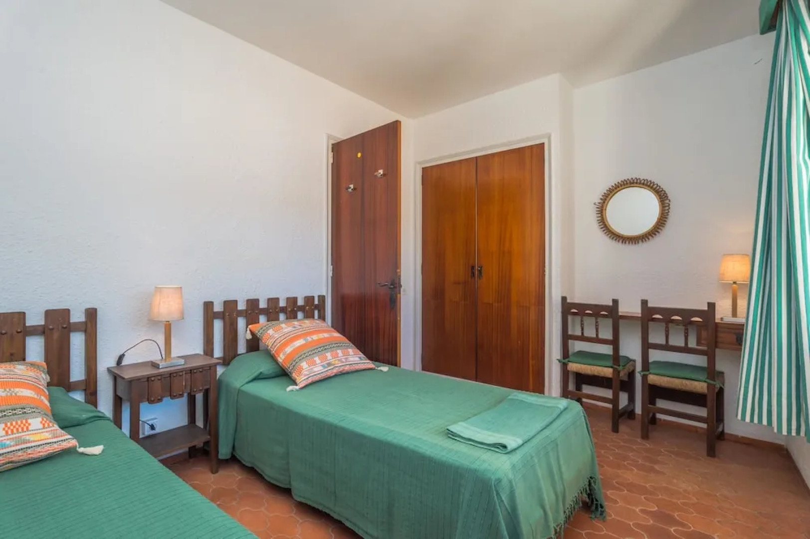 Sr-38 Begur Sa Riera 5 Pax