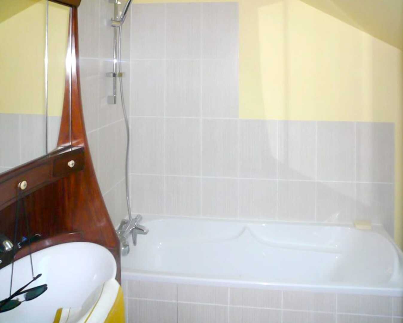 House With 2 Bedrooms in Lourdoueix Saint-pierre, With Wonderful Lake