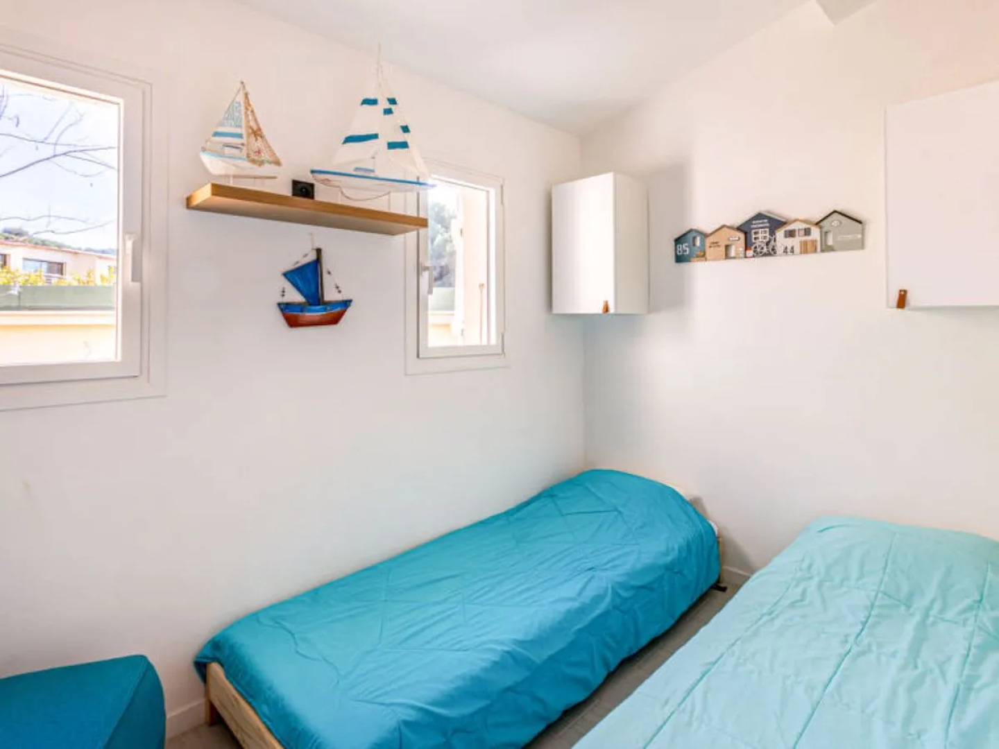 La Corniche - INH 33567