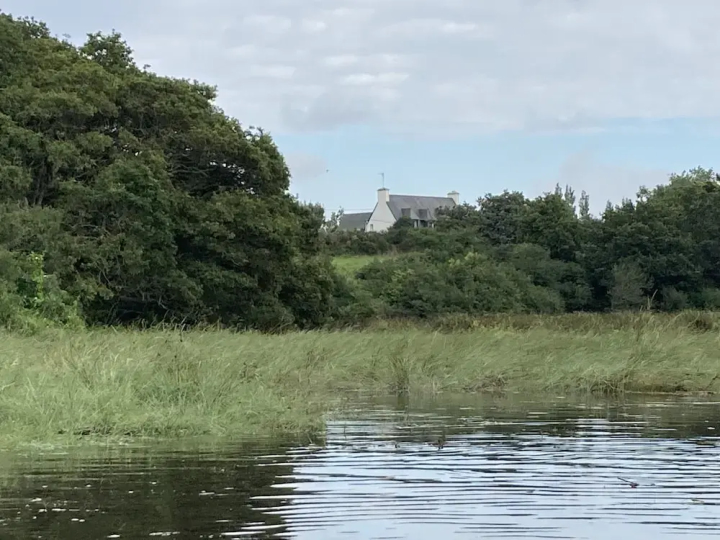 House in Breles Near Rock Beach & Amusement Park
