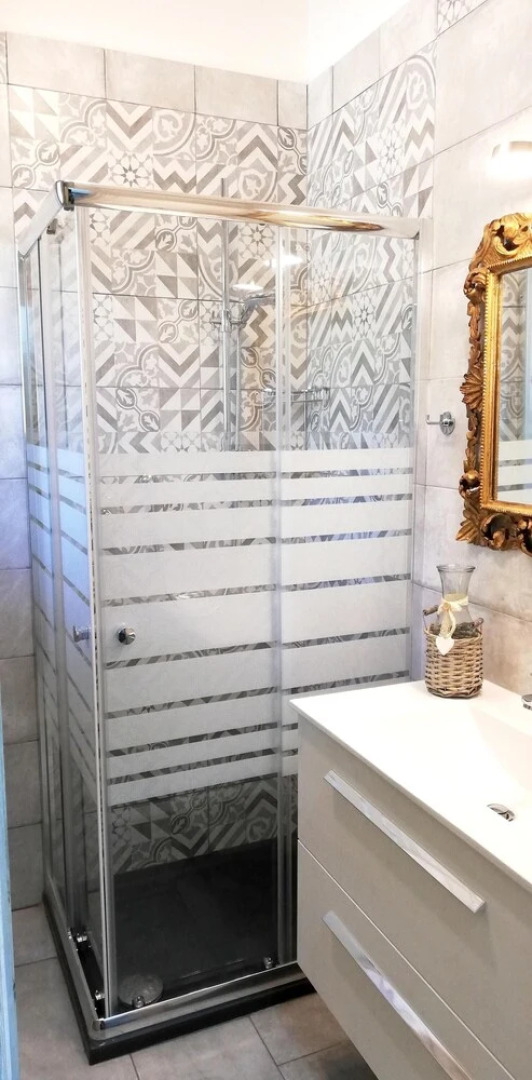 Studio in Castiglioncello, With Wonderful sea View, Shared Pool and Enclosed Garden Near the Beach