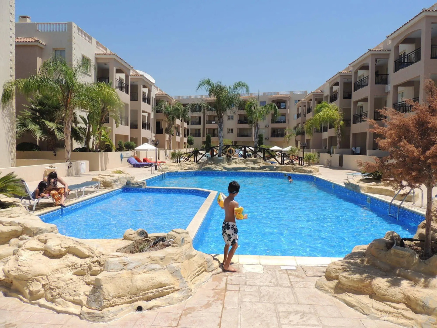 Royal Sea Crest