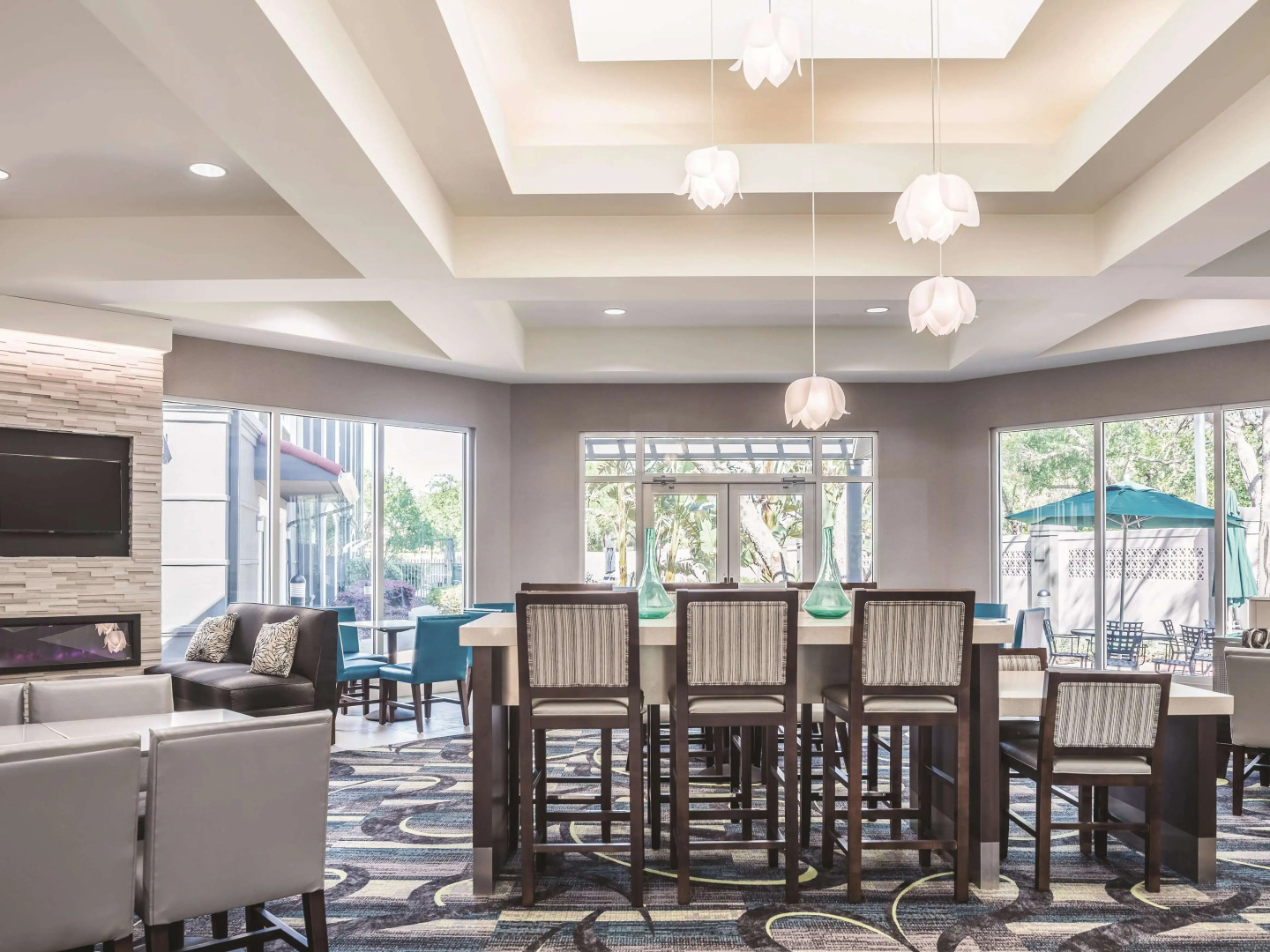 La Quinta Inn & Suites by Wyndham Orlando Lake Mary
