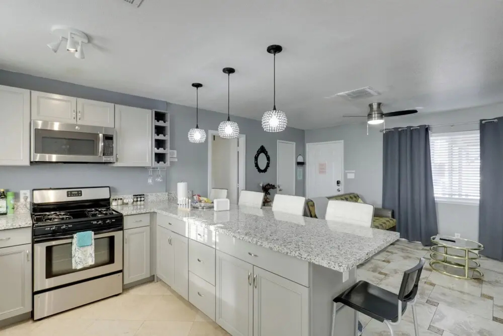 North Las Vegas Hideaway w/ Grill < 10 Mi to Strip