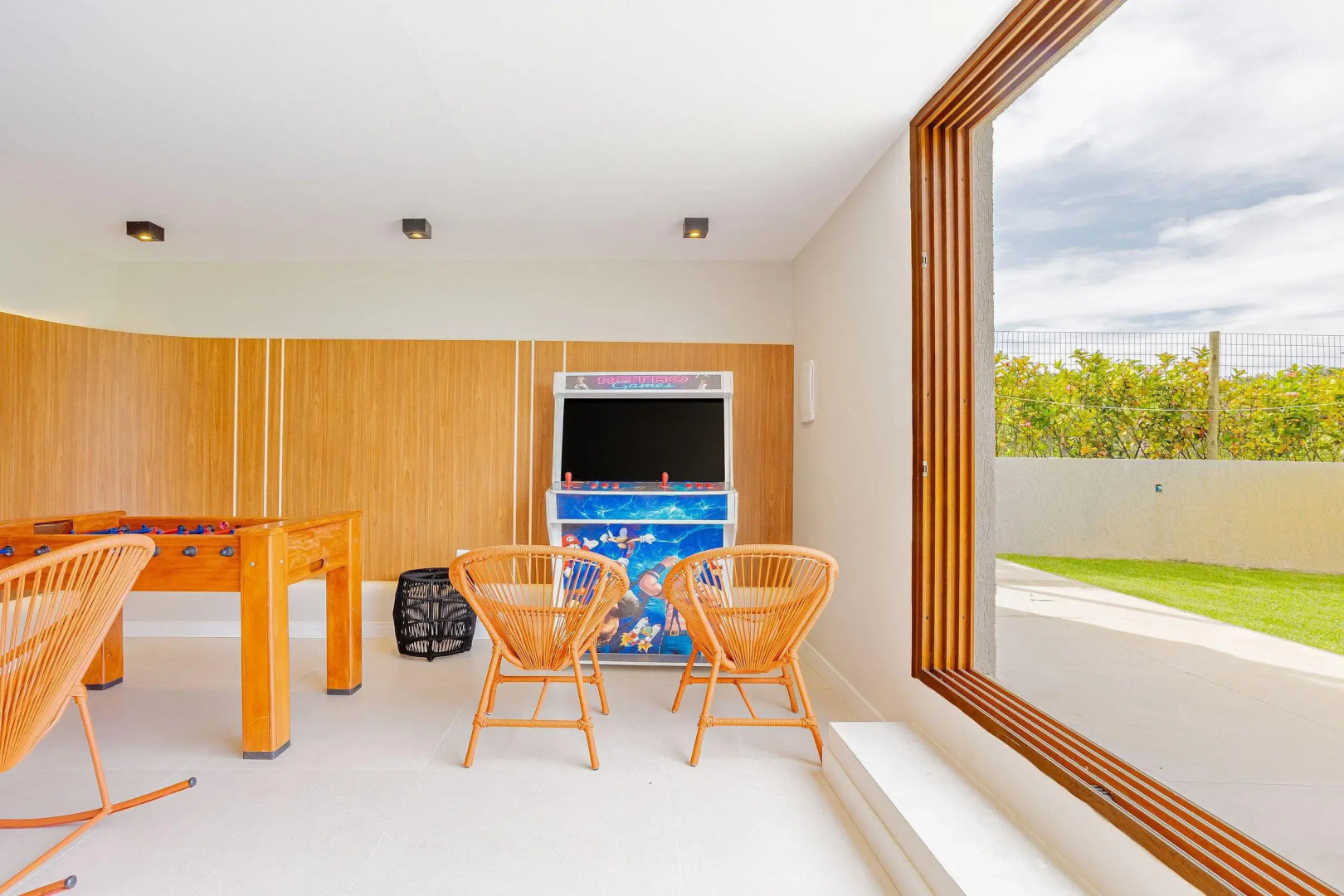 PF54 Casa Alto Padrão 5 Suítes com Diarista Inclusa - Praia do Forte