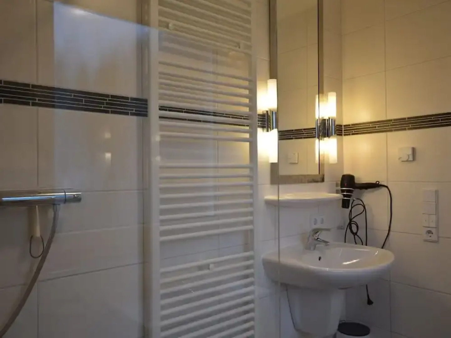 Charming Apartment in Weinsheim with Garden