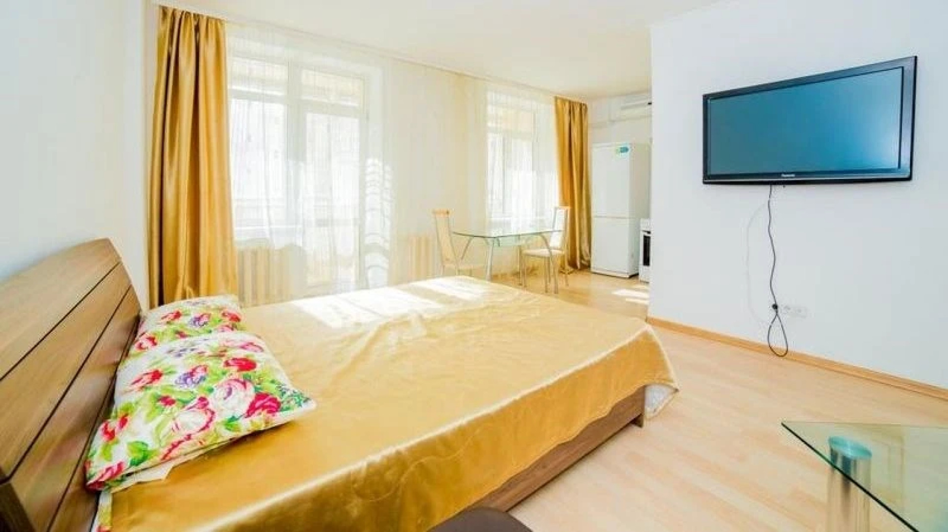 Vlstay Na Avrorovskoj Apartaments