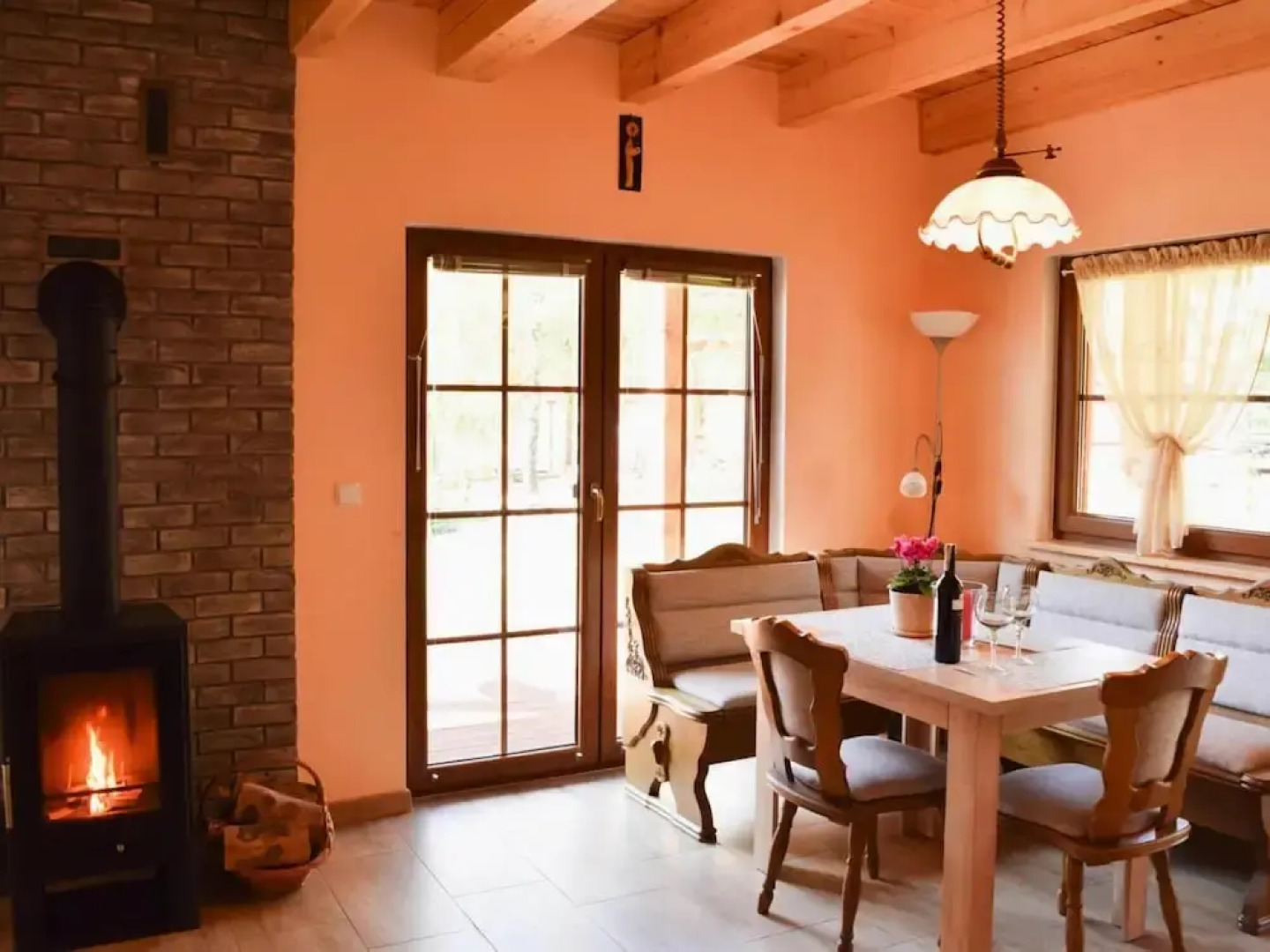 Semi-detached House Near the Lake