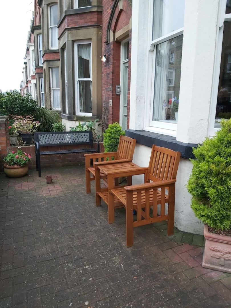 Ellie's Guest House
