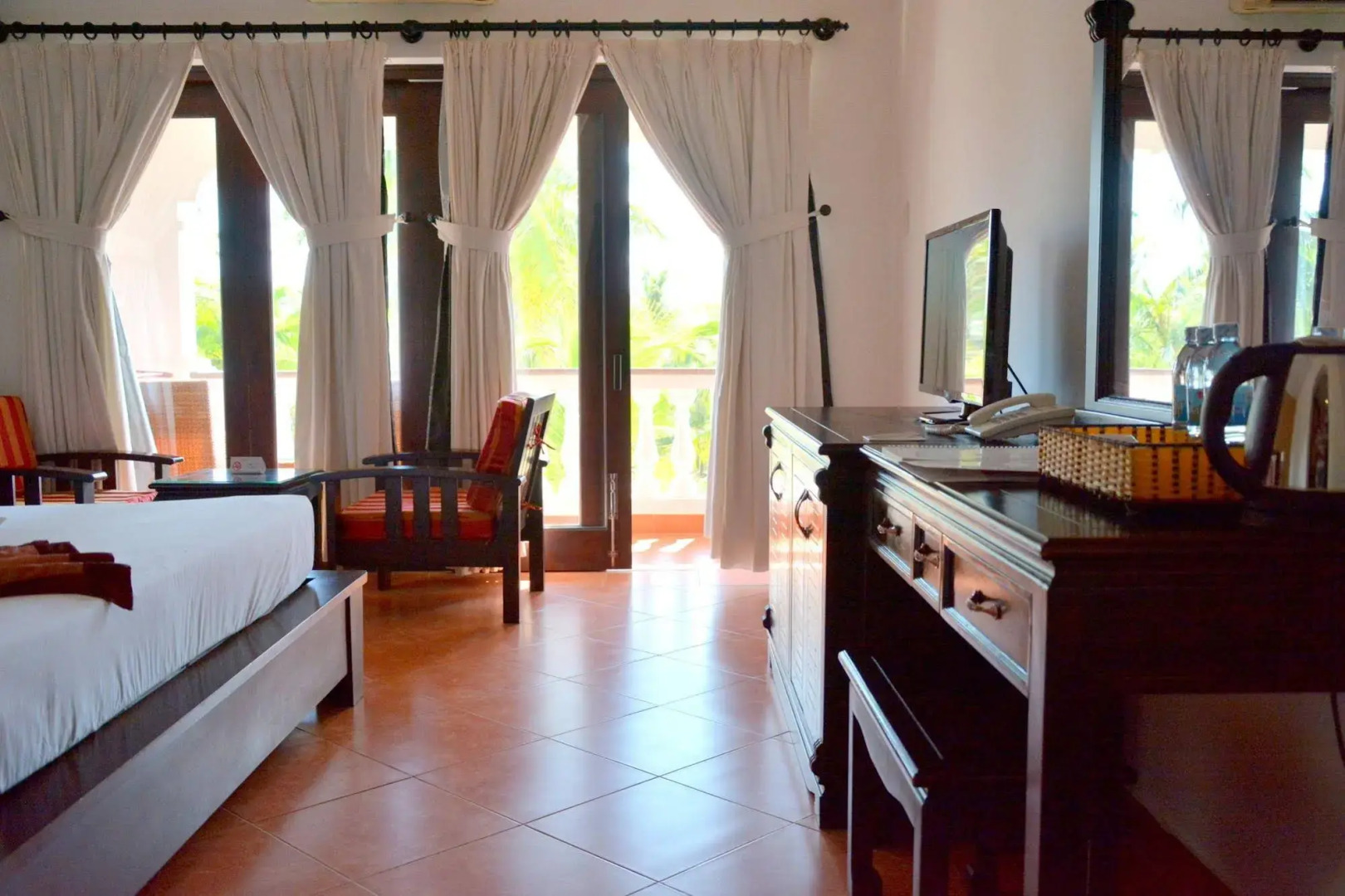 Sea Lion Beach Resort & Spa