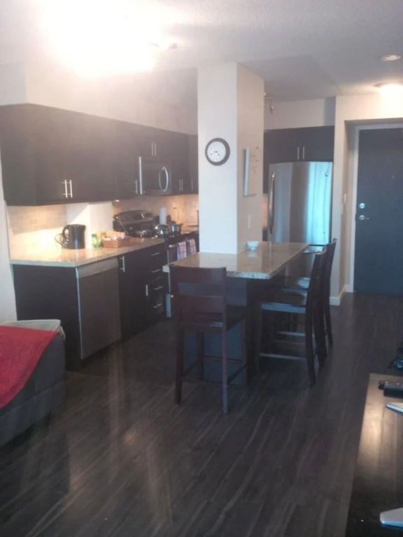 By the Lake Suite - City View