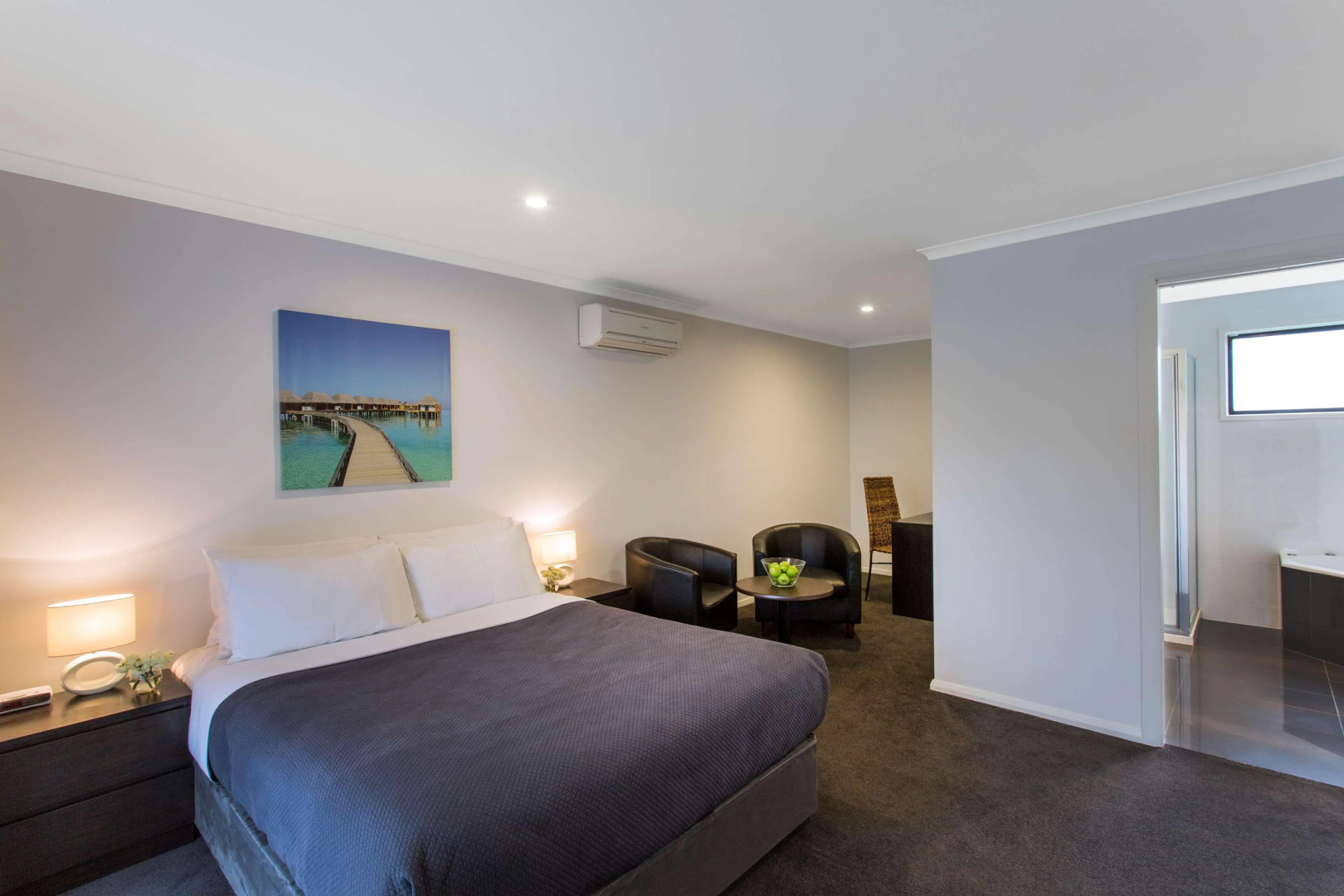 Best Western Colonial Village Motel