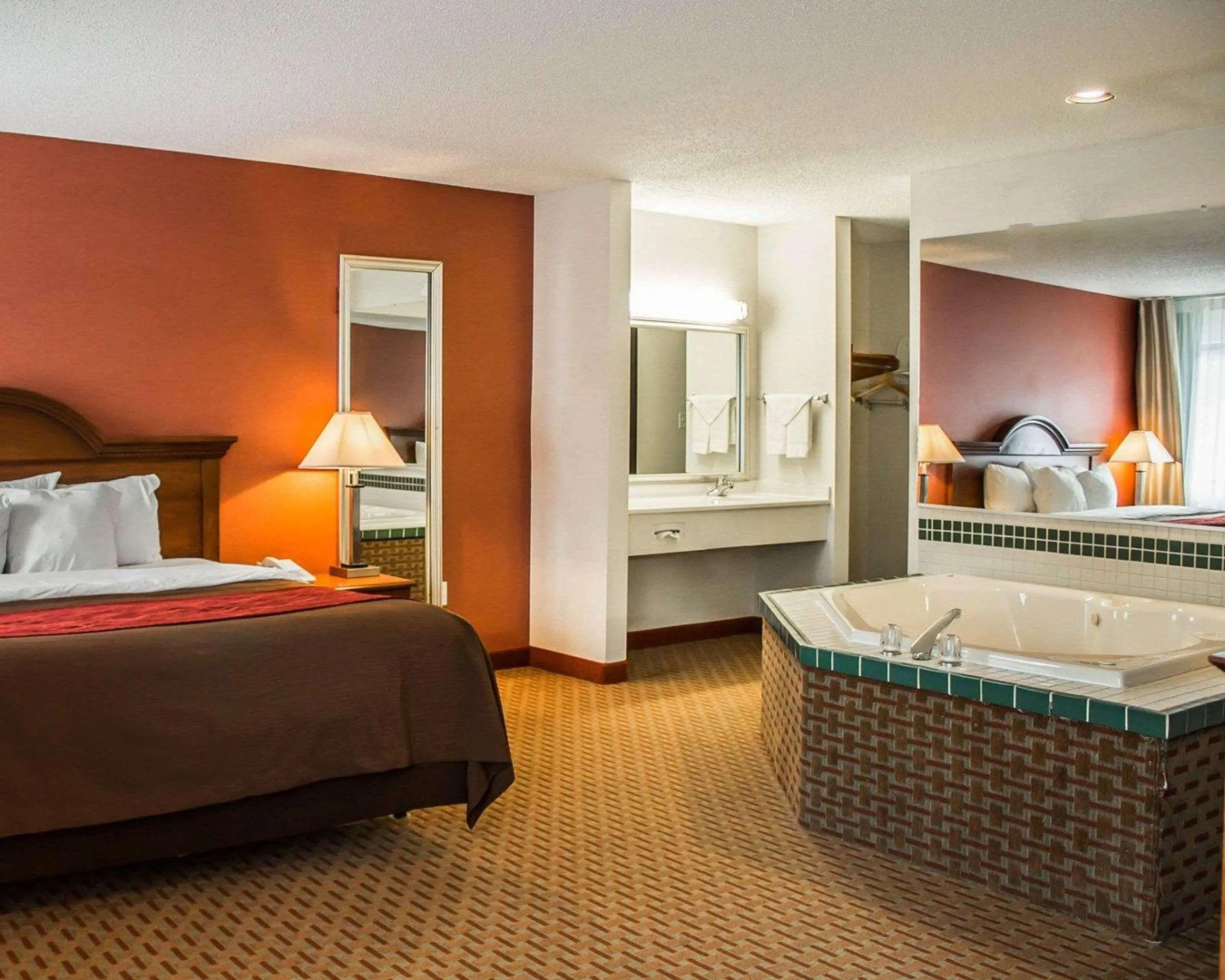 Quality Inn East Liverpool - Calcutta