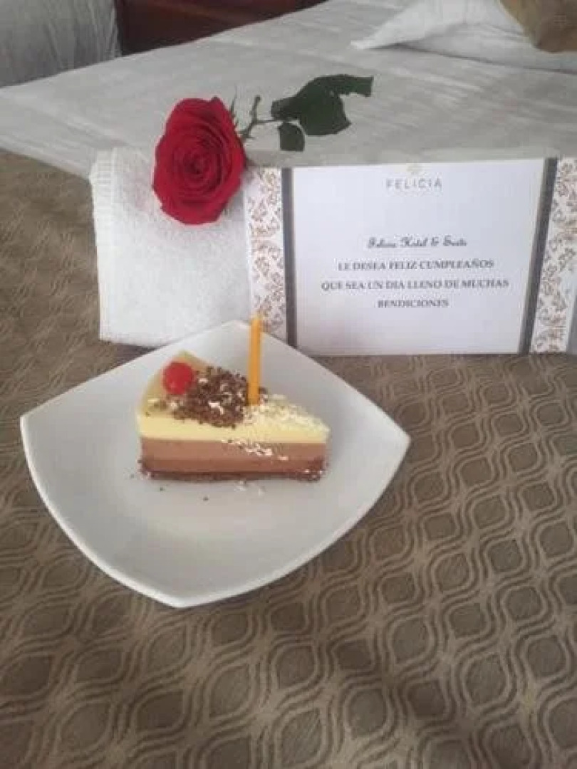 Felicia Hotel & Suites