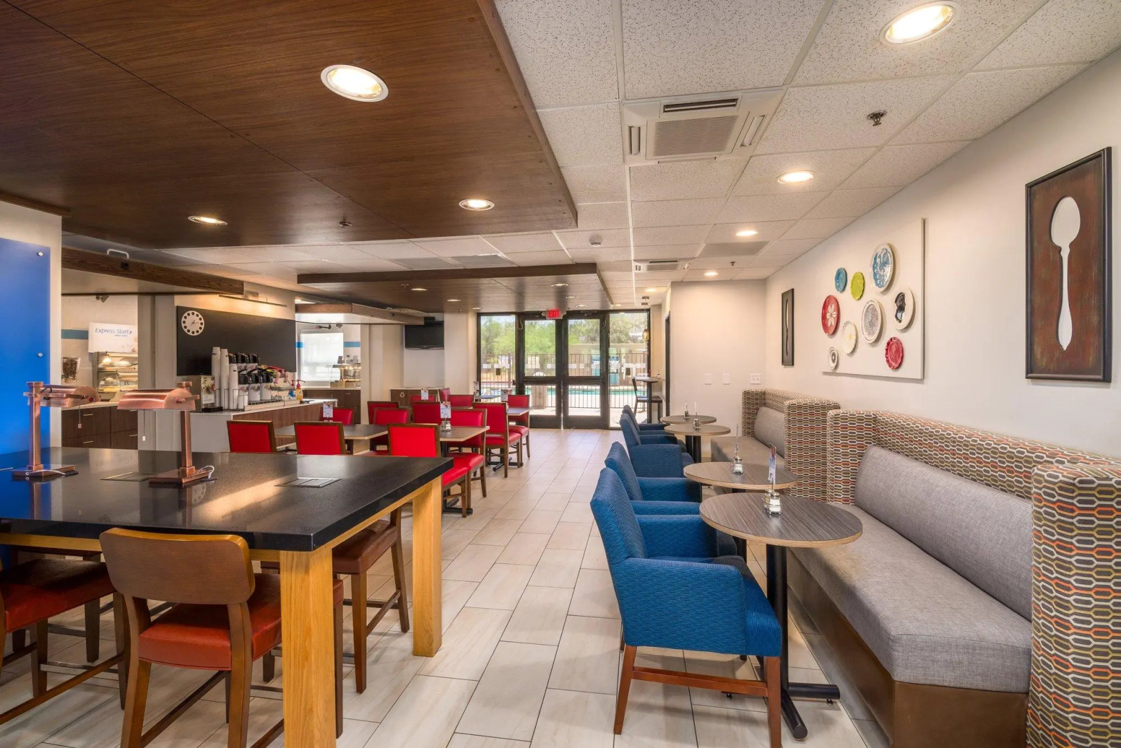 Holiday Inn Express Hotel & Suites Phoenix-Airport by IHG