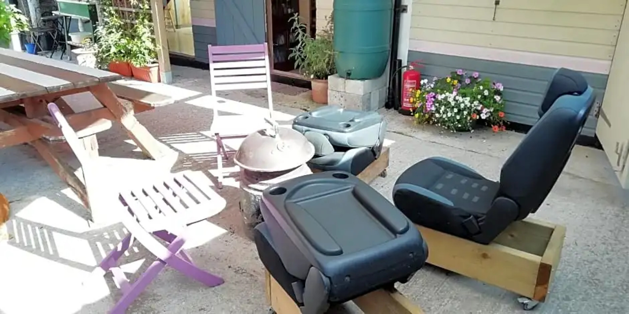 Edens Yard Backpackers