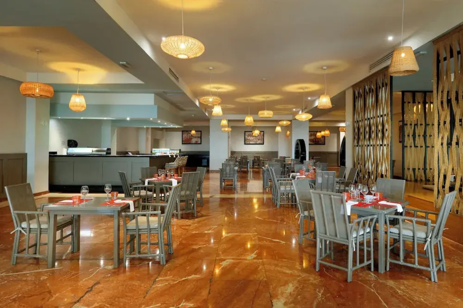 The Signature Level At Grand Palladium Lady Hamilton Resort & Spa