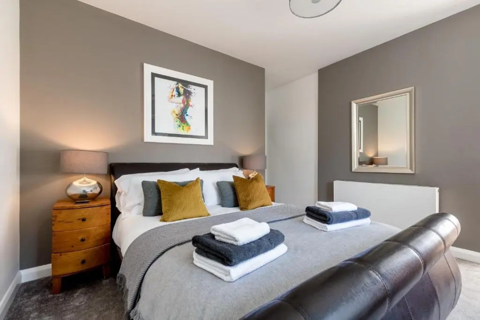 Newly Renovated Early 19th Century Cottage With Hot-tub