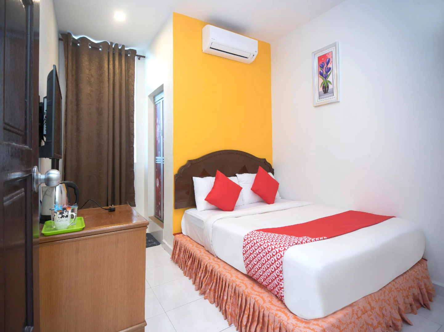 OYO 1101 Hotel Jerai CT Inn