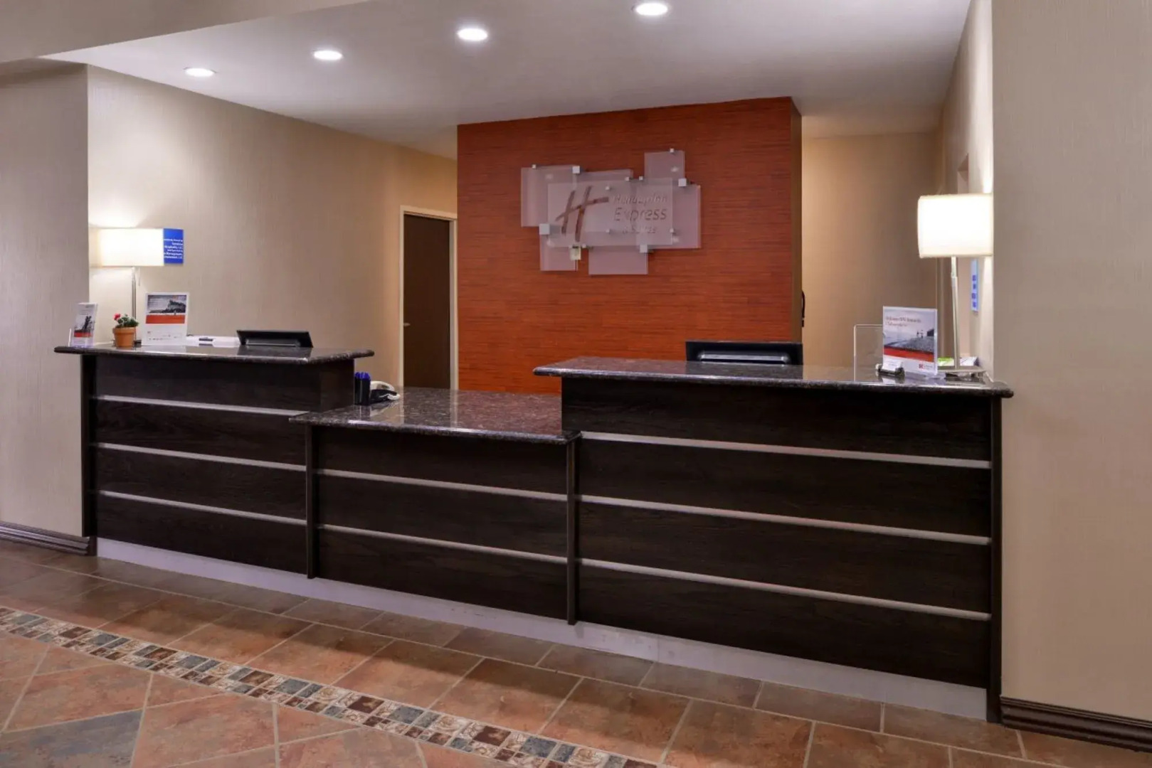 Holiday Inn Express Hotel & Suites Kingman by IHG