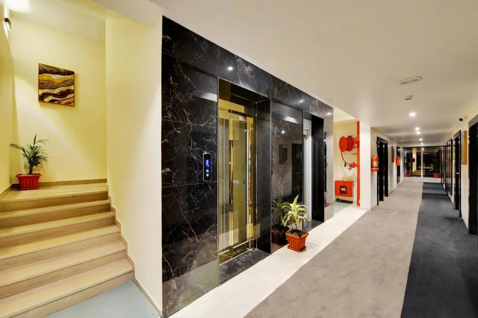 Mastiff Select Gulbarga Hotel