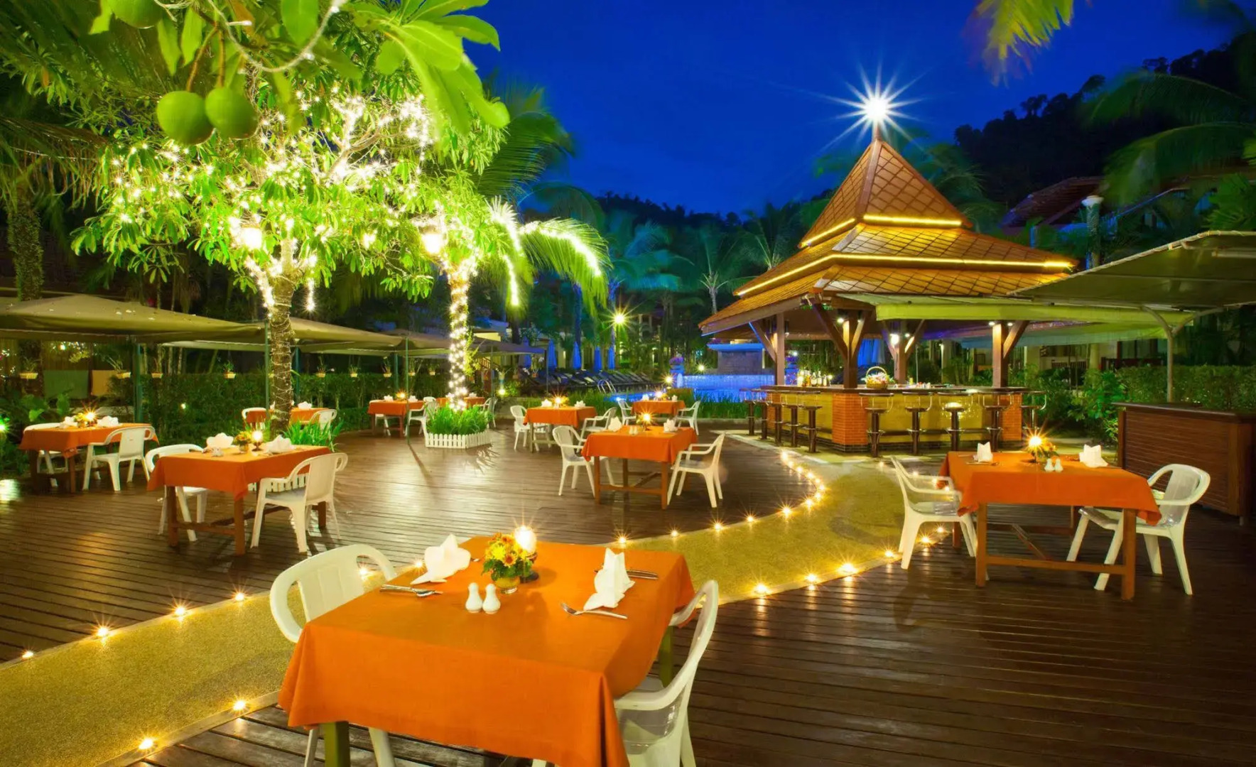 Khaolak Bay Front Resort