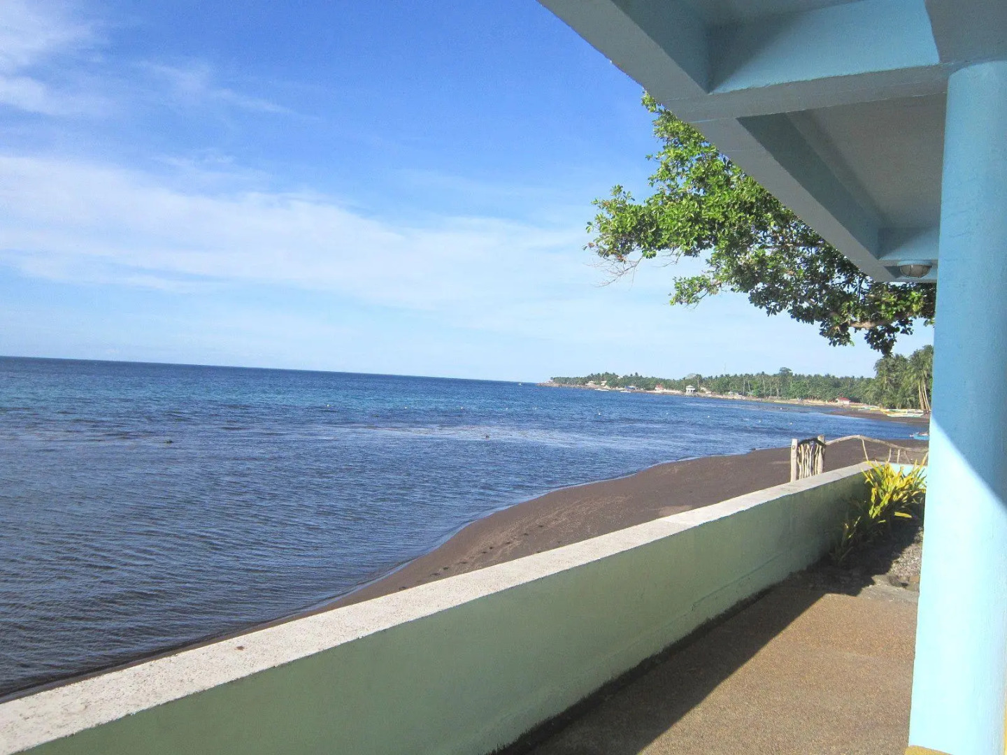 Golden Sunset Beach Club