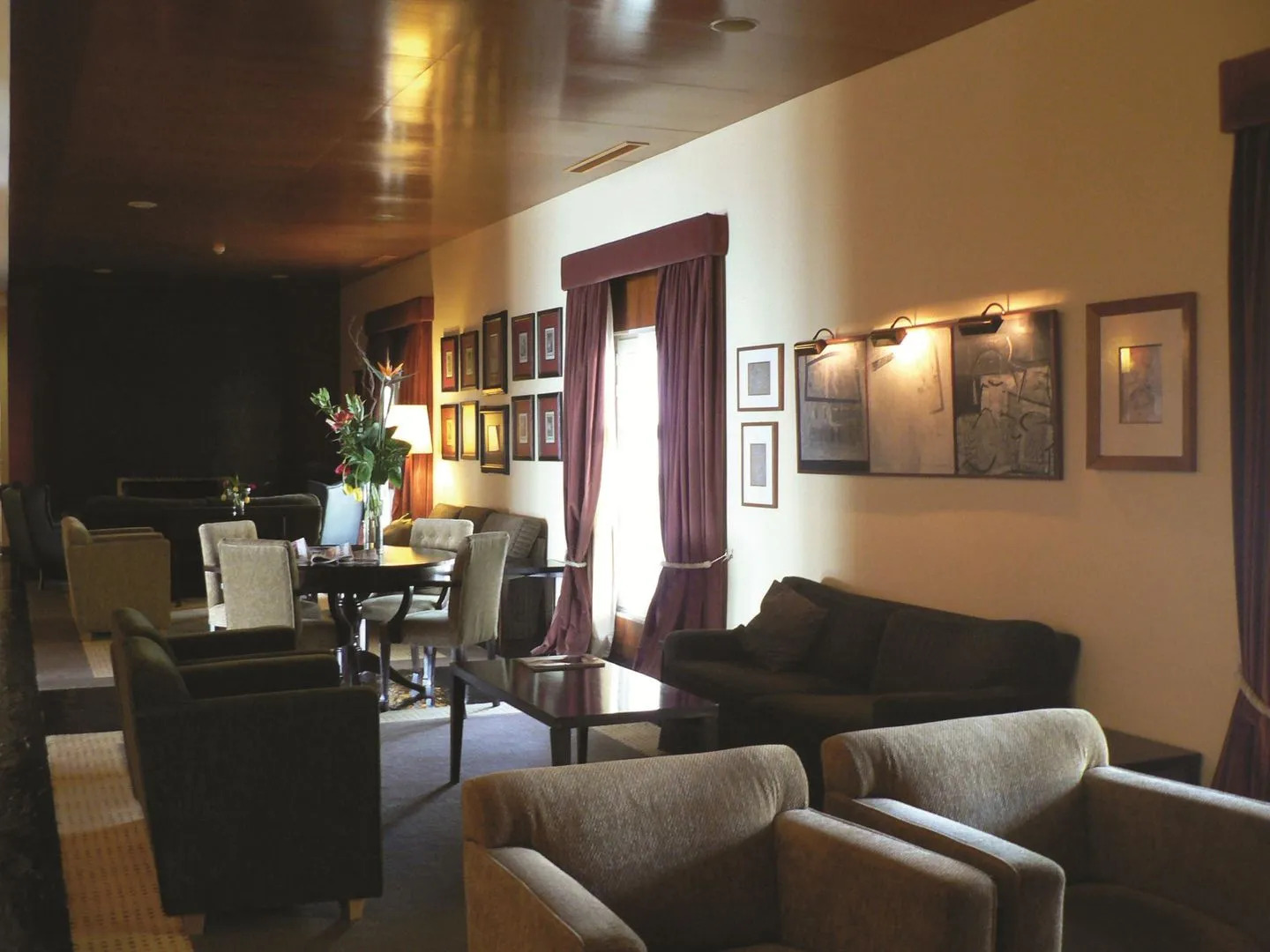 Golden Tulip Caramulo