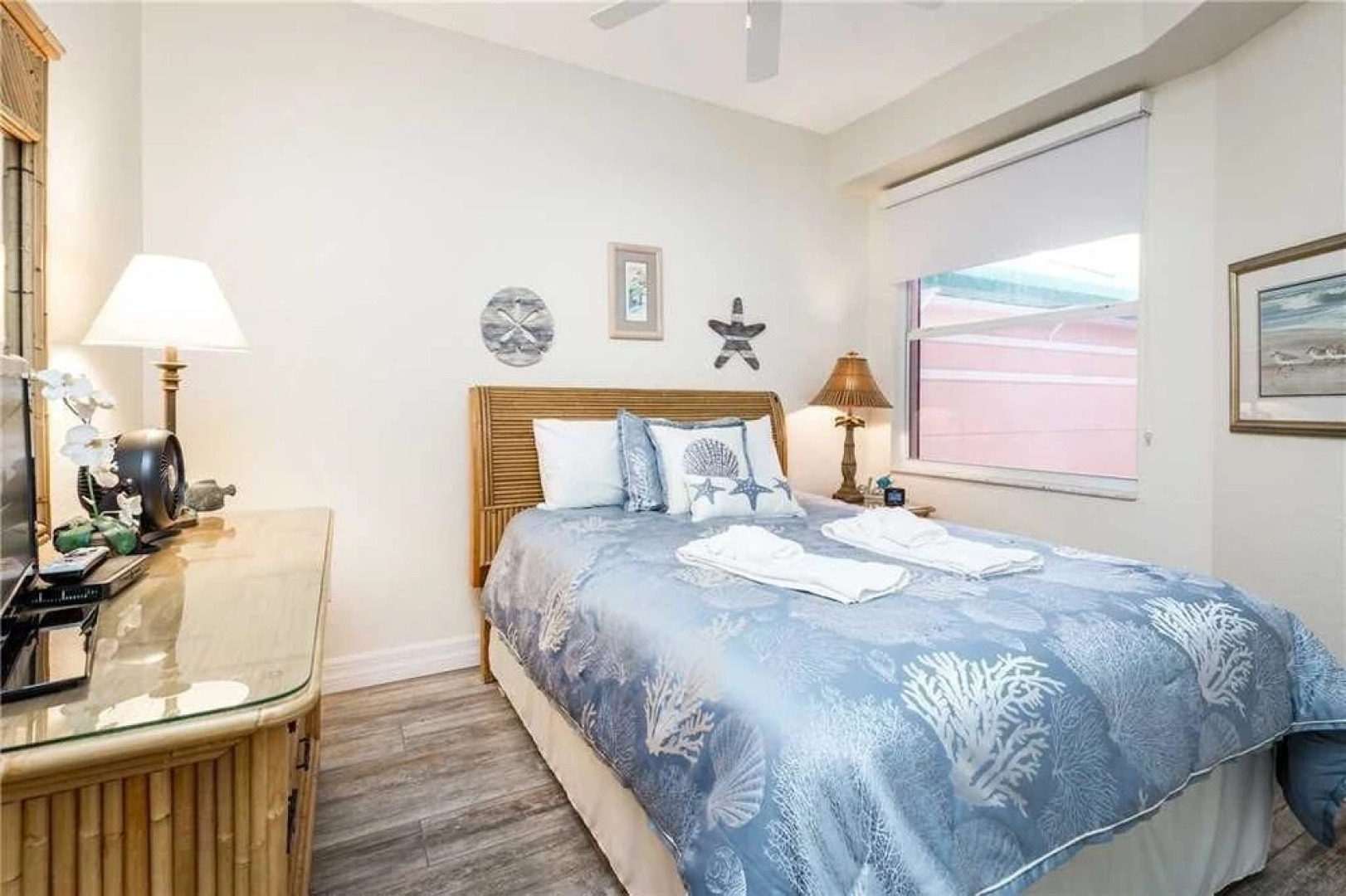 Palm Harbor 204E by Vacation Rental Pros