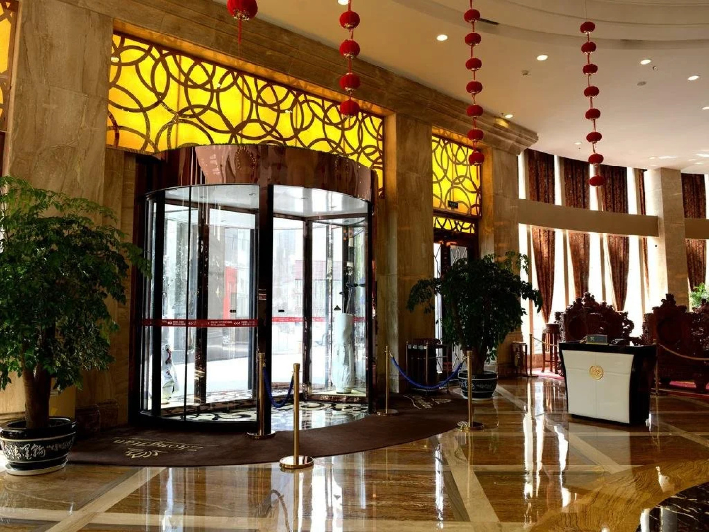 Zhonghan Holiday International Hotel Changde