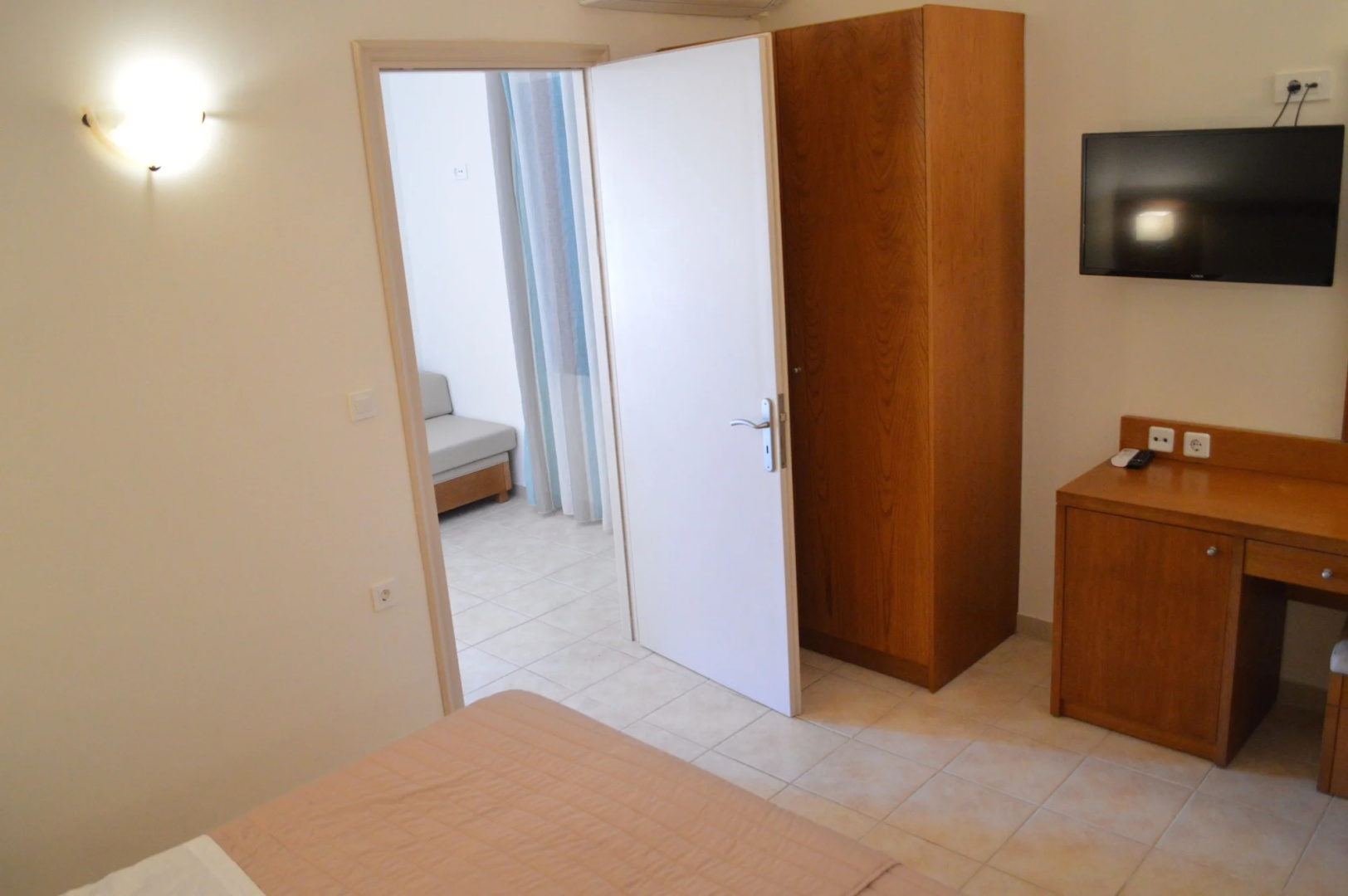 Christina Beach Hotel