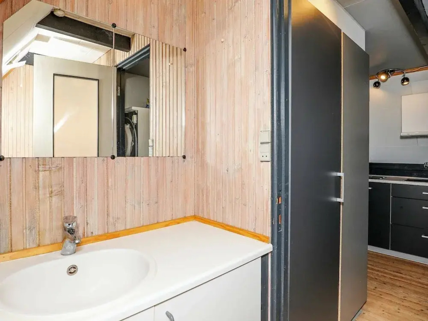 Lovely Holiday Home in Lemvig with Hot Tub