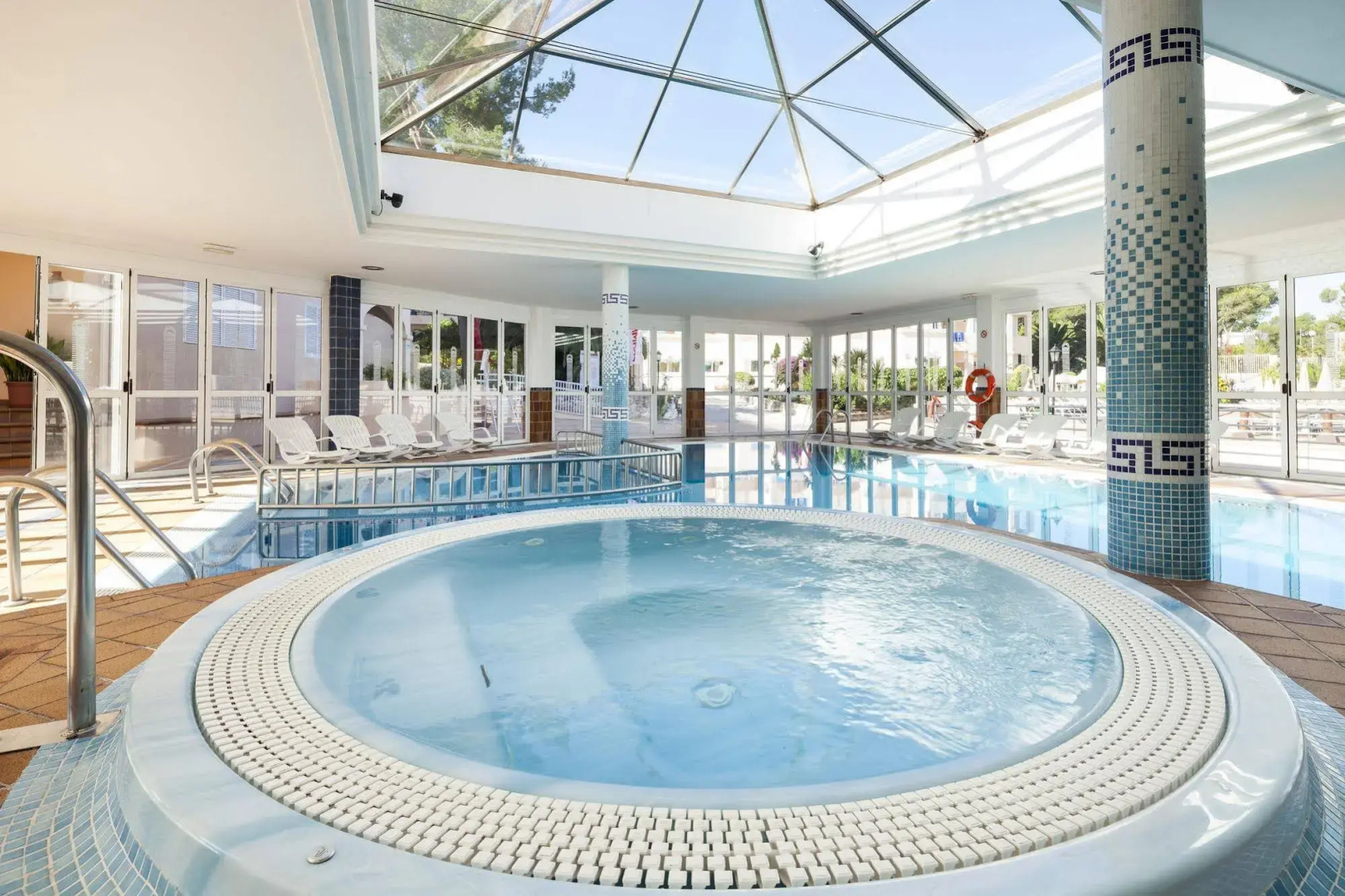 Invisa Hotel Club Cala Blanca