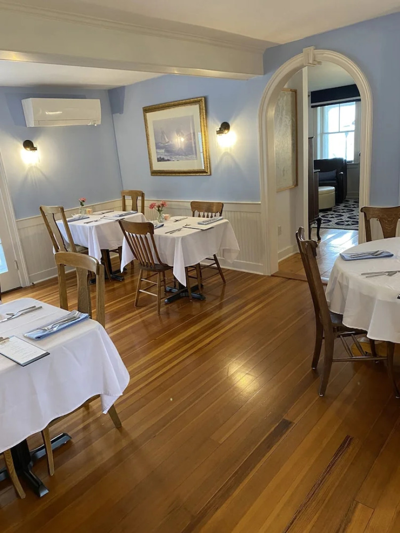 Spouter Inn Bed & Breakfast