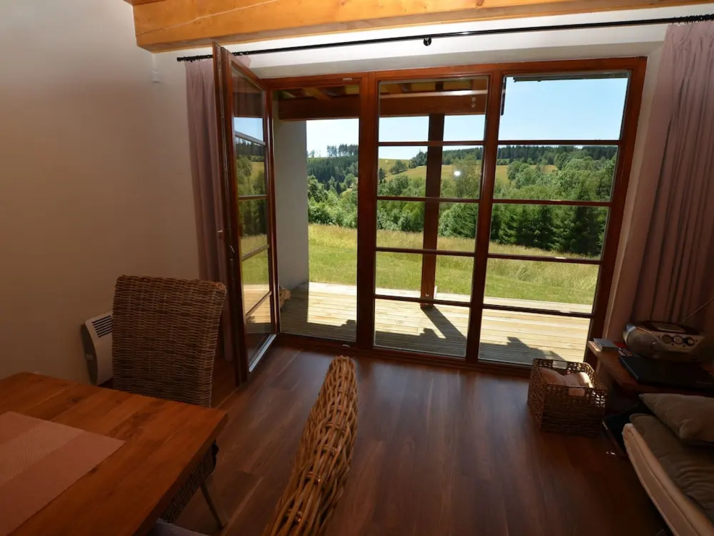 Lovely Apartment With Sauna, Pool,ski Boot Heaters,whirlpool