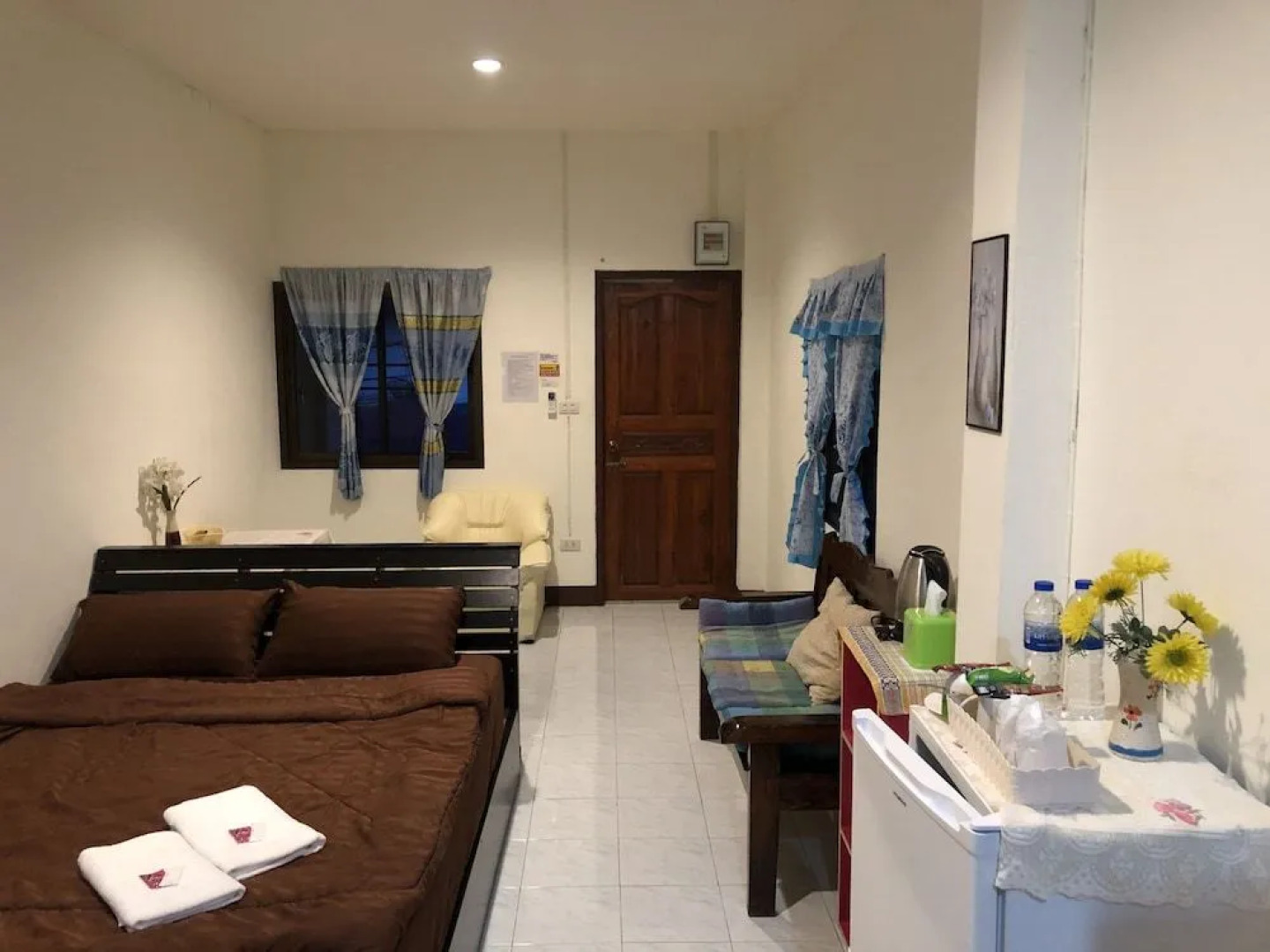 Sandee Place Chomthong